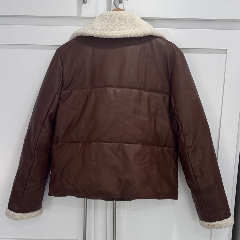 Levi's Women's Breanna faux leather puffer jacket w a sherpa-lined collar&cuffs - Picture 7 of 13